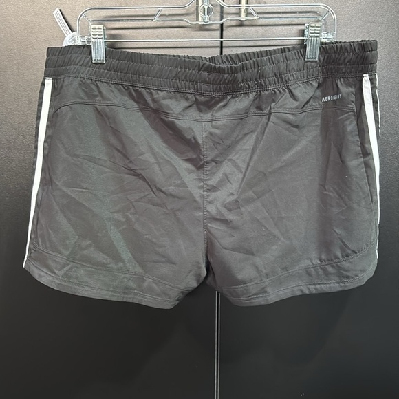 Adidas Pacer Athletic Shorts,elastic waist,drawcord,water absorbent,feel dry - Picture 5 of 10